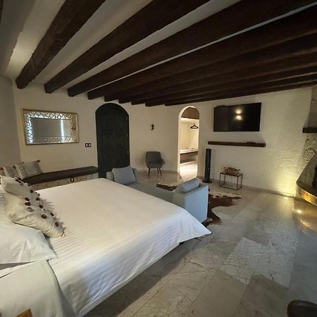 Porta Paradiso Valquirico, Albergo Boutique Santeagueda Exteriör bild