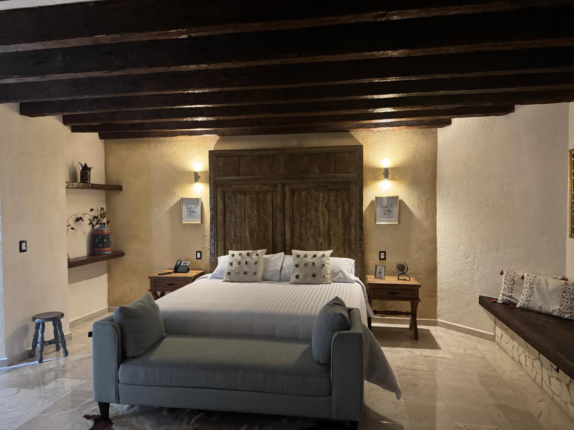 Porta Paradiso Valquirico, Albergo Boutique Santeagueda Exteriör bild