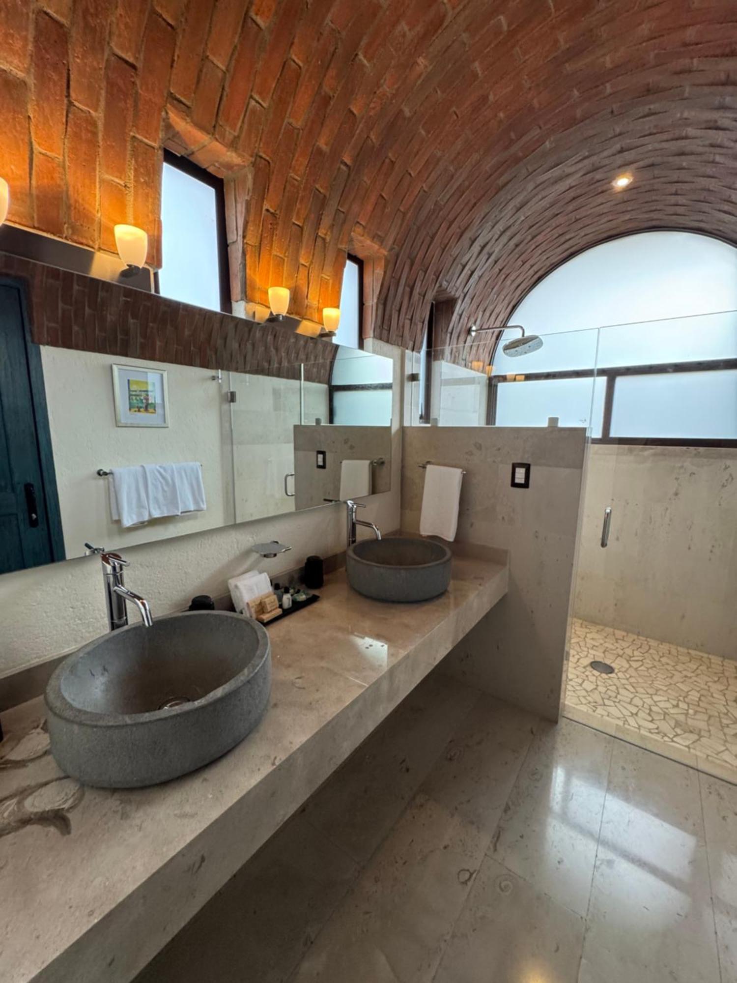 Porta Paradiso Valquirico, Albergo Boutique Santeagueda Exteriör bild