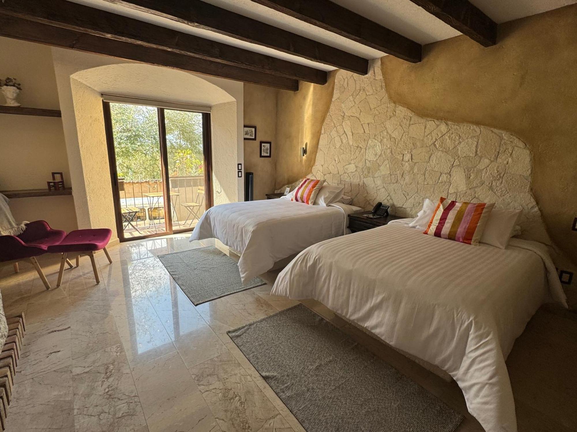 Porta Paradiso Valquirico, Albergo Boutique Santeagueda Exteriör bild