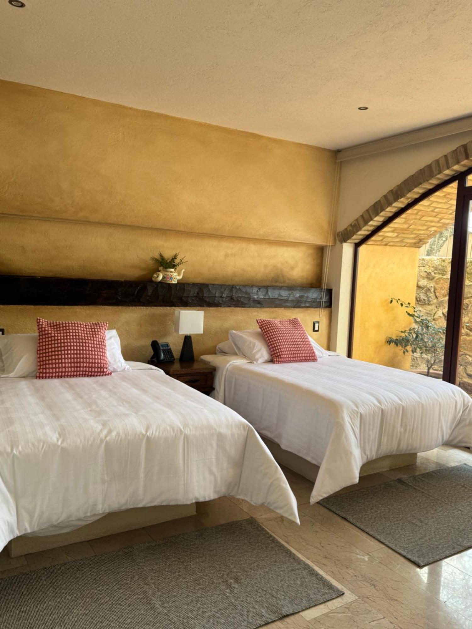 Porta Paradiso Valquirico, Albergo Boutique Santeagueda Exteriör bild