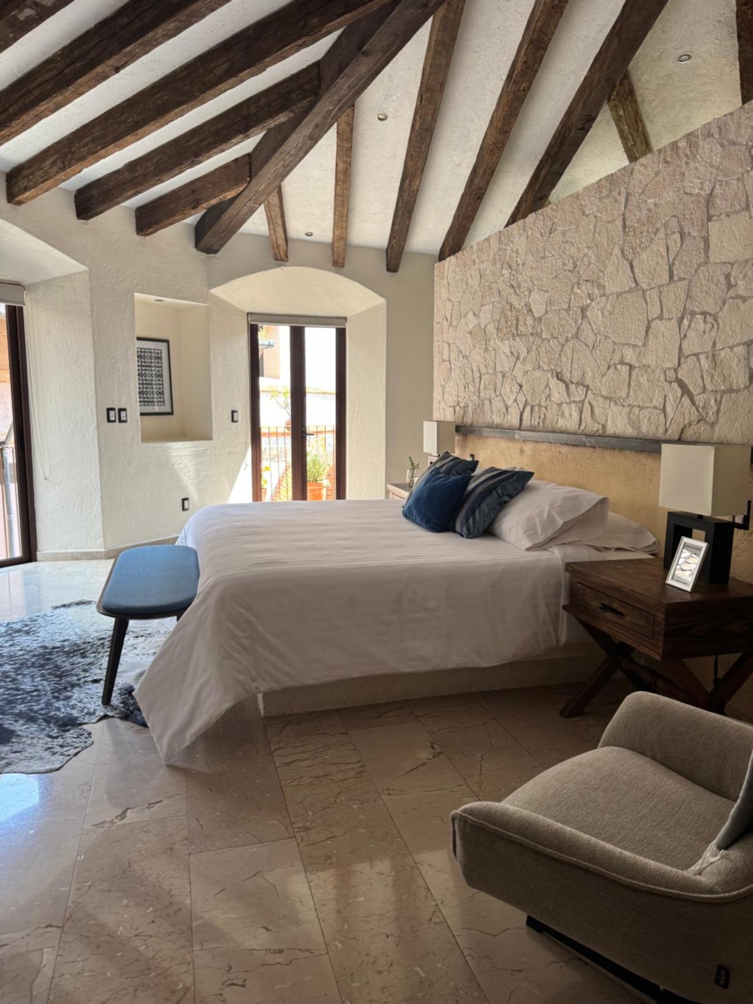 Porta Paradiso Valquirico, Albergo Boutique Santeagueda Exteriör bild