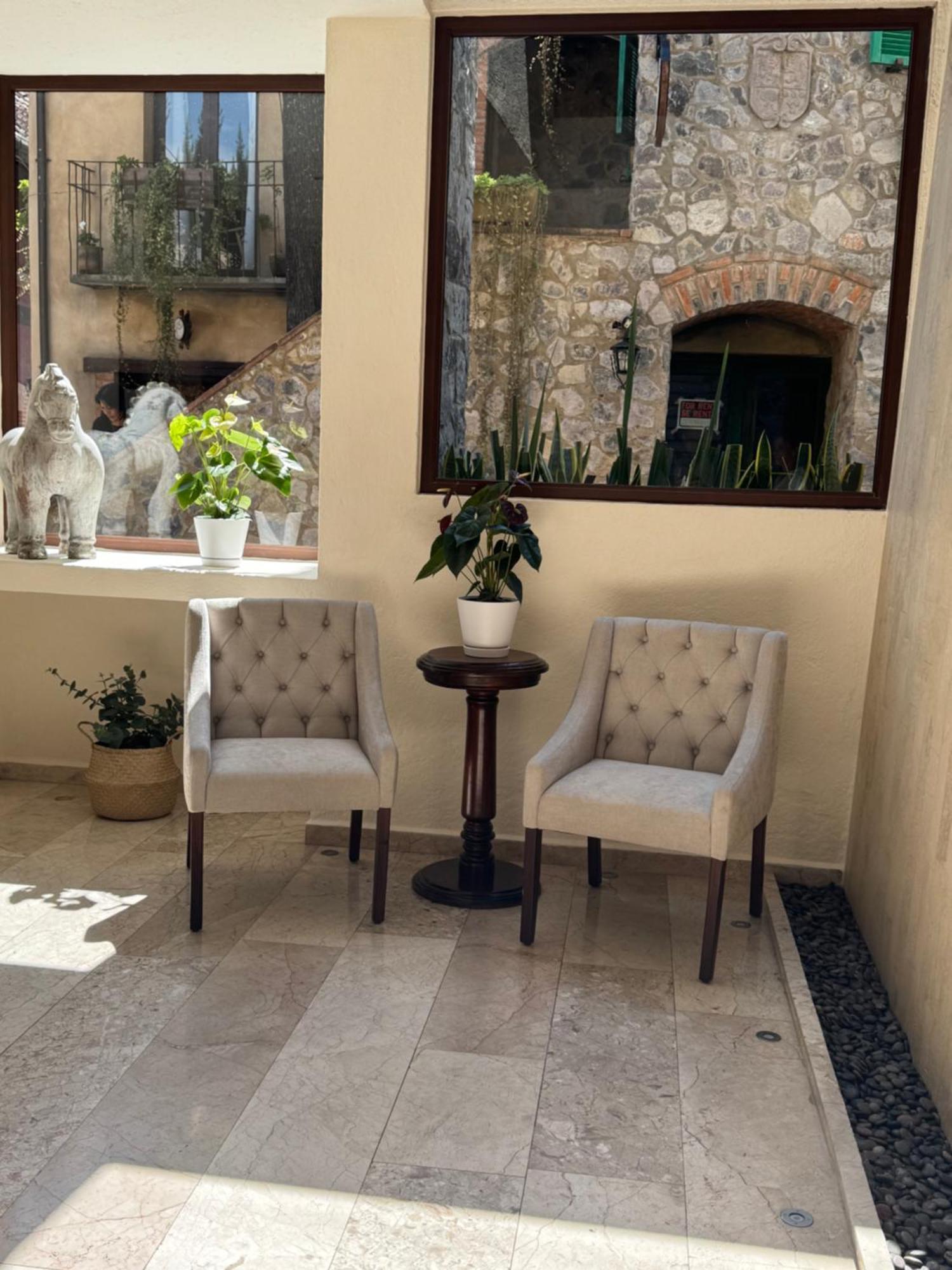 Porta Paradiso Valquirico, Albergo Boutique Santeagueda Exteriör bild