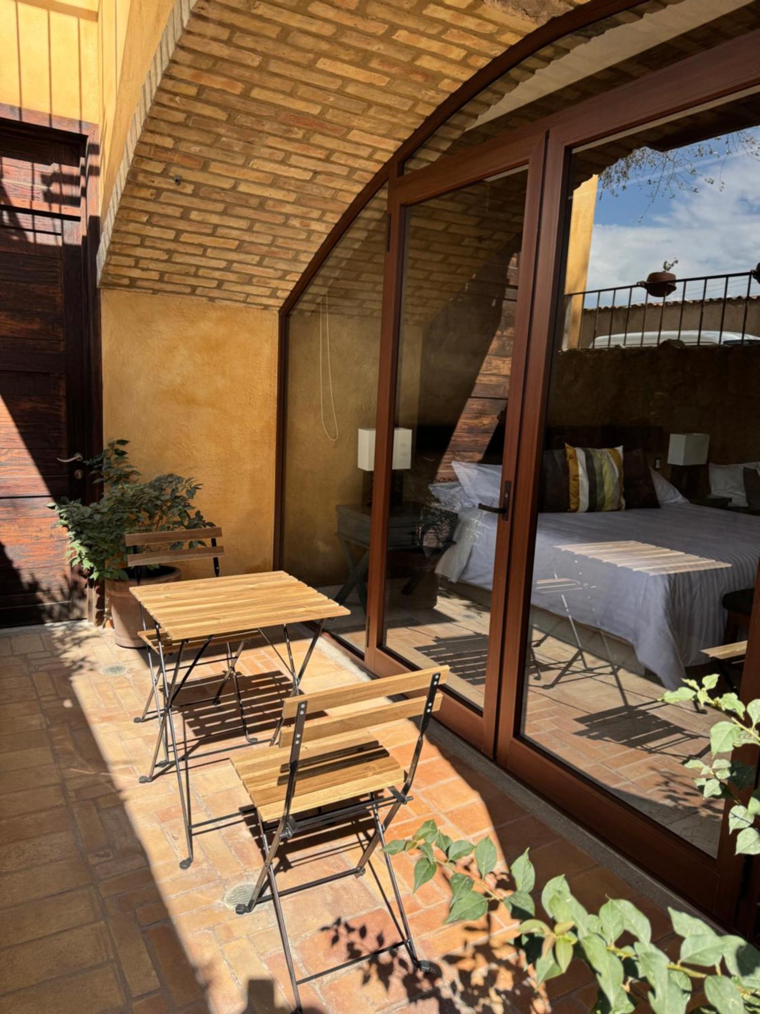 Porta Paradiso Valquirico, Albergo Boutique Santeagueda Exteriör bild